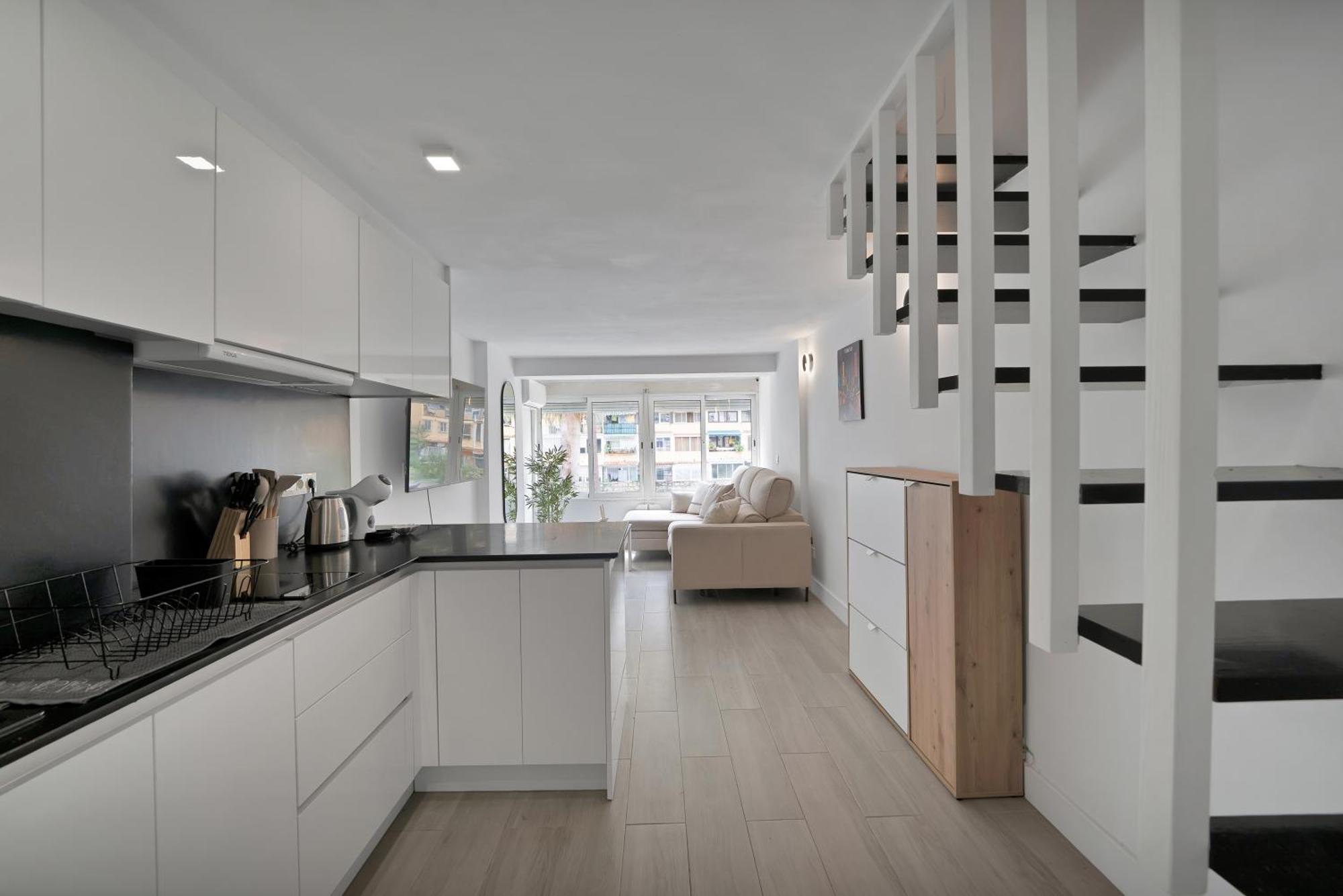 Modern And Stylish Duplex In Downtown - Palmeras Iii 114