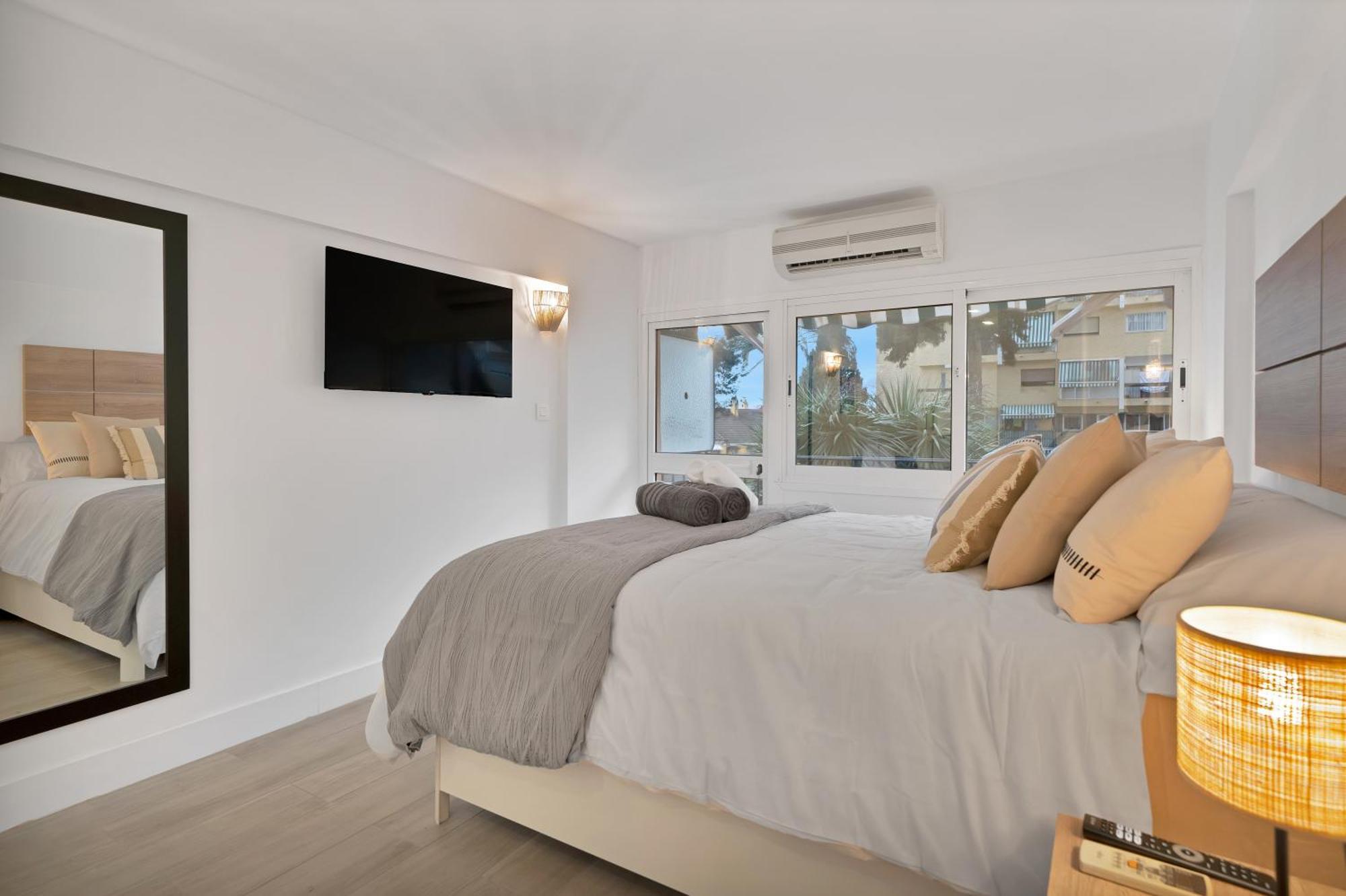 Modern And Stylish Duplex In Downtown - Palmeras Iii 114 Apartment