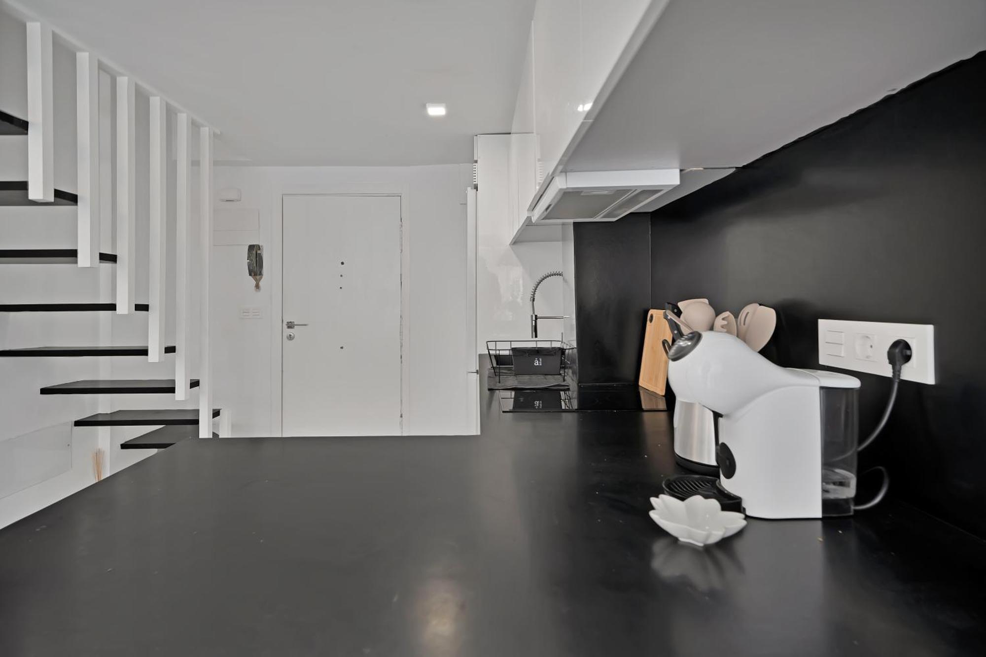 Modern And Stylish Duplex In Downtown - Palmeras Iii 114 Apartment