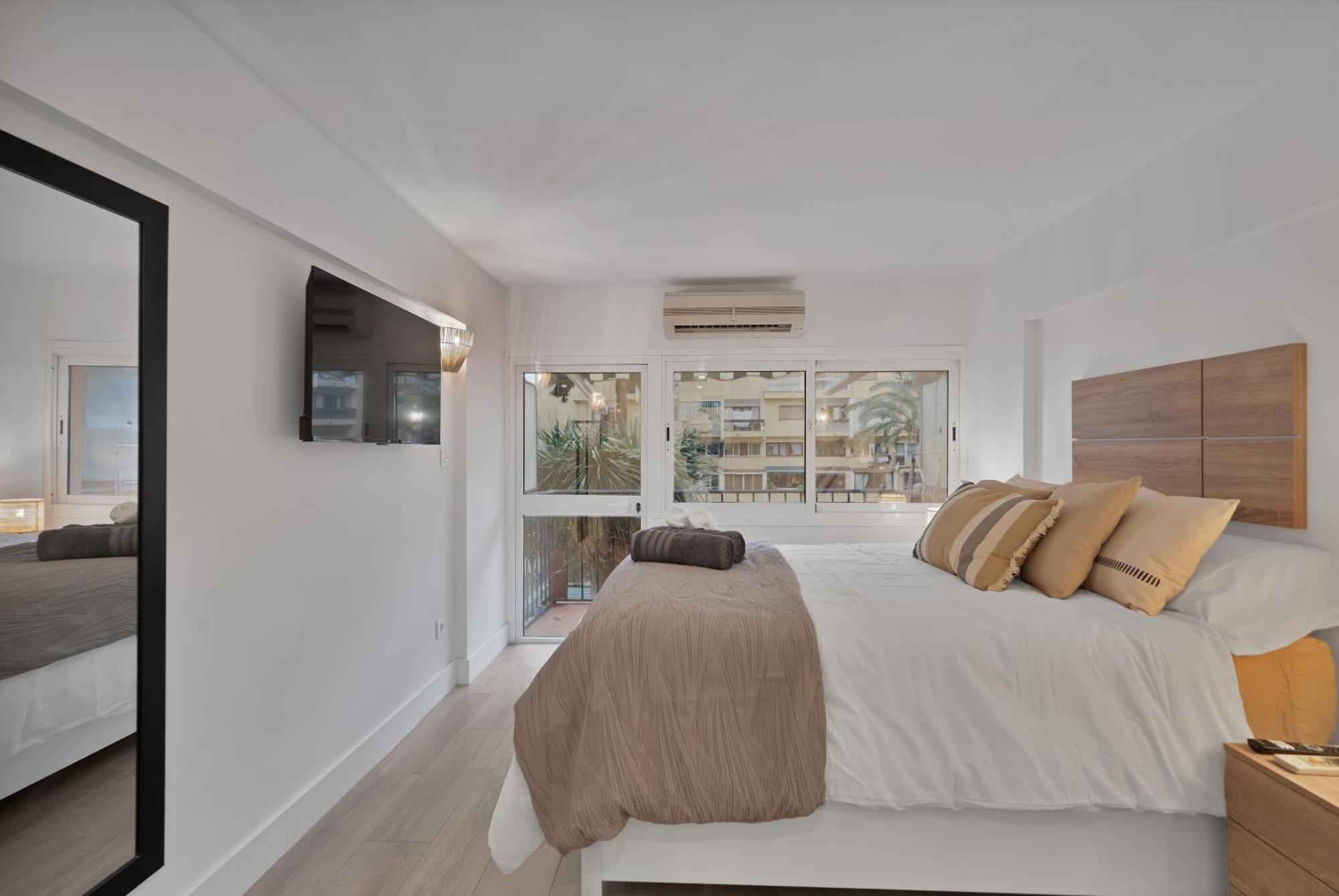 Modern And Stylish Duplex In Downtown - Palmeras Iii 114 Apartment Marbella